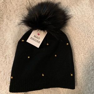 SOLD!!!! Pom Pom hat